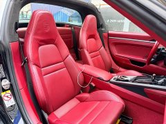 Porsche 911 Targa 4 3.0T - ფოტო 12