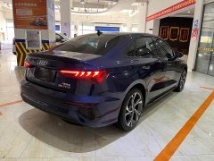 Audi A3 Facelift Sportback 35 TFSI Fashion Sport - ფოტო 4
