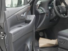 Toyota Vellfire Crown Hybrid 2.5L Premium Edition - ფოტო 12