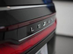 Lexus LM 500h Six-Seat Premium Edition - ფოტო 18