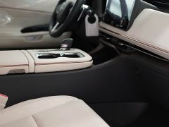Lexus LM 500h Six-Seat Premium Edition - ფოტო 6