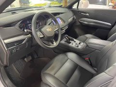 Cadillac XT4 28T FWD Luxury - ფოტო 7