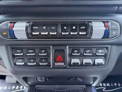 Audi Explorer 2.0T Adventure Edition - ფოტო 15