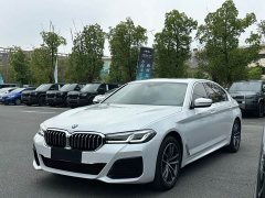 BMW 5 Series 525Li M Sport Package - ფოტო 1