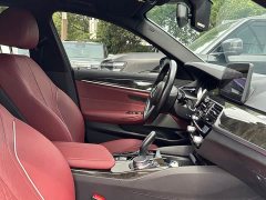 BMW 5 Series 525Li M Sport Package - ფოტო 15