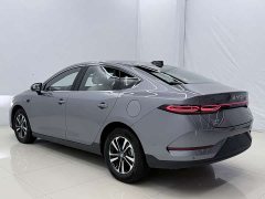 BYD Qin PLUS 2025 DM-i Smart Driving Edition 120KM Excellence - ფოტო 12