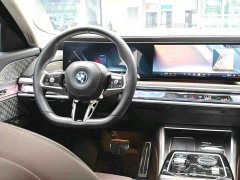 BMW i7 eDrive50L Leading M Sport Package - ფოტო 6