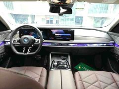 BMW i7 eDrive50L Leading M Sport Package - ფოტო 9