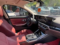 BMW 3 Series 320Li M Sport Package - ფოტო 17