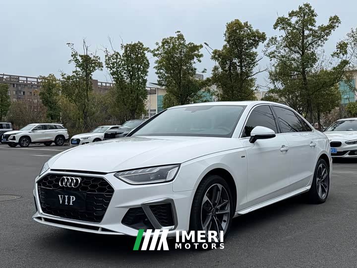 Audi A4L 40 TFSI Fashion Dynamic