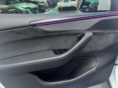 Tesla Model Y Long Range All-Wheel Drive - ფოტო 5