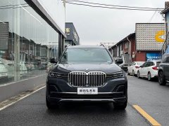 BMW X7 xDrive40i Premier Luxury Package - ფოტო 1