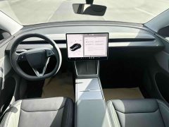 Tesla Model Y Rear-Wheel Drive - ფოტო 5