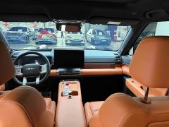 Fangchengbao Titanium 7 2025 200KM Two-Wheel Drive Max Edition - ფოტო 6