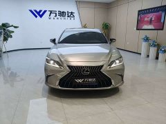 Lexus ES 2022 300h Excellence Edition - ფოტო 3