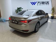 Lexus ES 2022 300h Excellence Edition - ფოტო 5