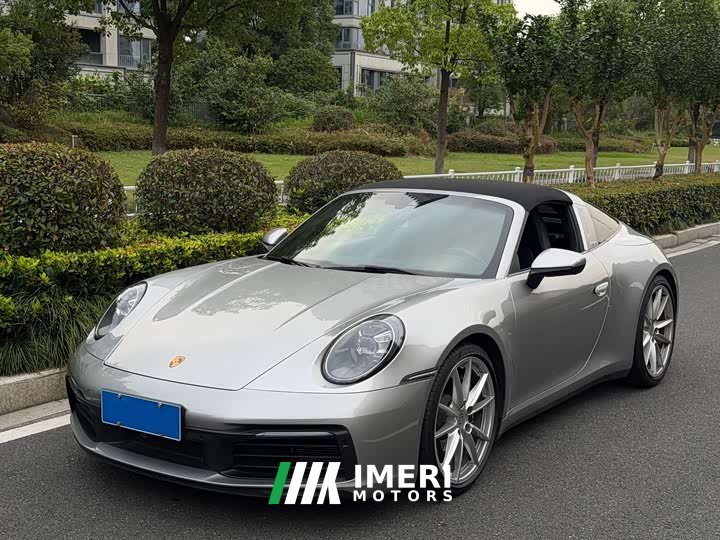 Porsche 911 Targa 4 3.0T