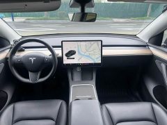 Tesla Model Y Standard Range RWD - ფოტო 5