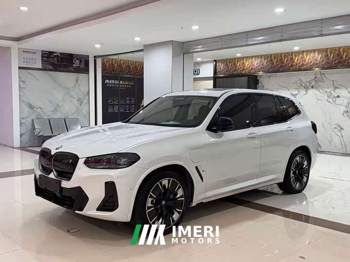 BMW iX3 Premier