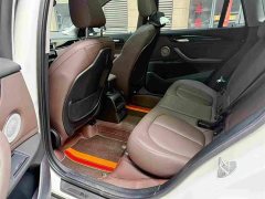 BMW X1 sDrive20Li Fashion - ფოტო 6