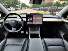 Tesla Model Y Standard Range RWD - ფოტო 6