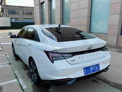 Hyundai Elantra 1.5L CVT Luxury - ფოტო 15