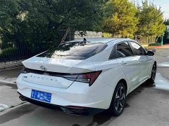 Hyundai Elantra 1.5L CVT Luxury - ფოტო 17