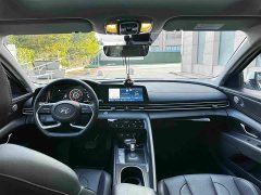 Hyundai Elantra 1.5L CVT Luxury - ფოტო 6
