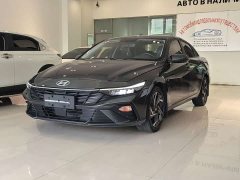 Hyundai Elantra 1.5L CVT Luxury - ფოტო 1