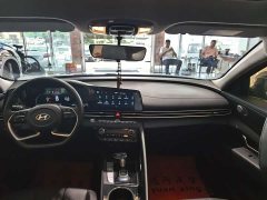 Hyundai Elantra 1.5L CVT Luxury - ფოტო 11