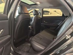 Hyundai Elantra 1.5L CVT Luxury - ფოტო 13