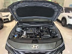 Hyundai Elantra 1.5L CVT Luxury - ფოტო 18