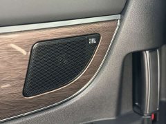 Toyota Vellfire 2024 Crown Hybrid 2.5L Premium Edition - ფოტო 13
