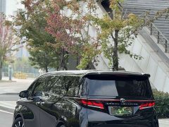 Toyota Vellfire 2024 Crown Hybrid 2.5L Premium Edition - ფოტო 16