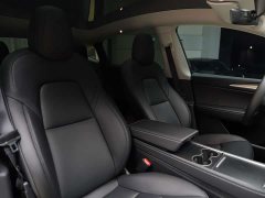 Tesla Model Y Standard Range RWD - ფოტო 11