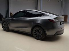 Tesla Model Y Standard Range RWD - ფოტო 7