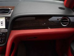 Bentley Bentayga 4.0T V8 - ფოტო 19