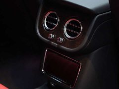 Bentley Bentayga 4.0T V8 - ფოტო 8