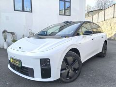 Li Auto i6 2025 Two-Wheel Drive Standard - ფოტო 3
