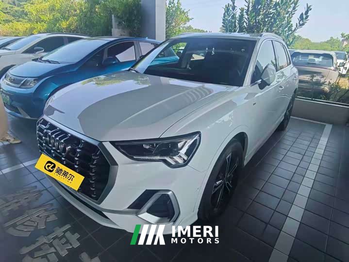 Audi Q3 35 TFSI Fashion Dynamic