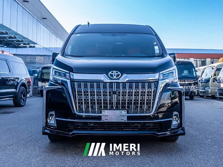 Toyota HIACE 3.5L Automatic - ავტომობილი ჩინეთიდან