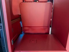 Toyota HIACE 3.5L Automatic - ფოტო 12