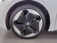 Volkswagen ID.3 Pro Intelligent Edition - ფოტო 17