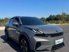 Lynk & Co Geely Lynk & Co 06 EM-P 126 Long Range Max - ფოტო 2