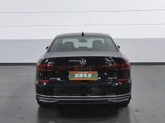 Volkswagen Passat 2023 330TSI Luxury - ფოტო 4