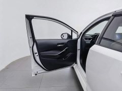 Toyota Corolla 2021 Hybrid 1.8L E-CVT Elite - ფოტო 8