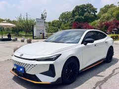Changan UNI-V 1.5T Premium - ფოტო 1