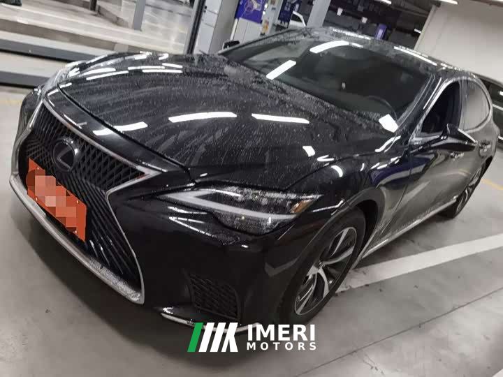 Lexus LS 500h Premium
