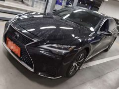 Lexus LS 500h Premium - ფოტო 1