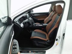 Changan Eado PLUS Blue Whale NE 1.4T GDI DCT High Performance Edition - ფოტო 10